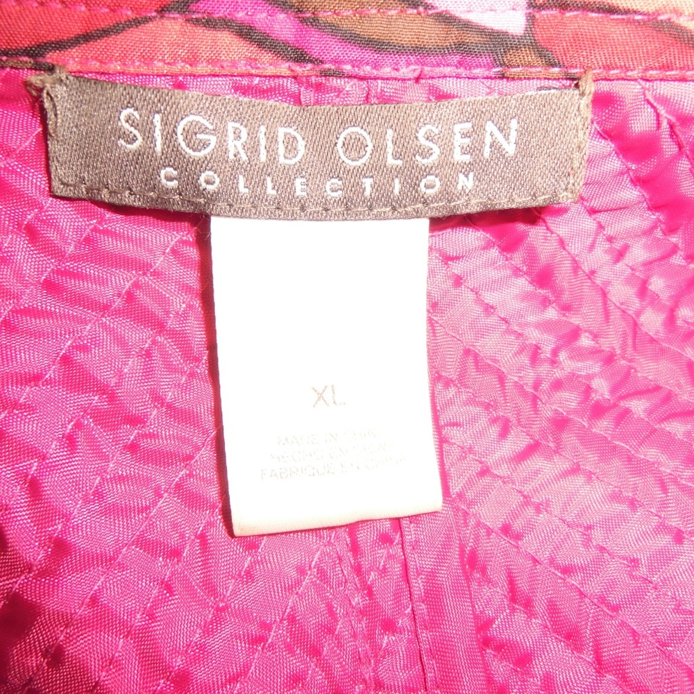 Abstract Sports Jacket - Picture 7 of 7